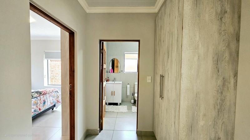 3 Bedroom Property for Sale in Dana Bay Western Cape